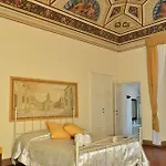 Il Gianduia 4* Lucignano